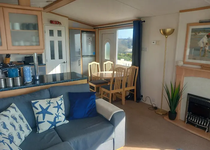 Bay View - Fantastic Views Of Whitsand Bay