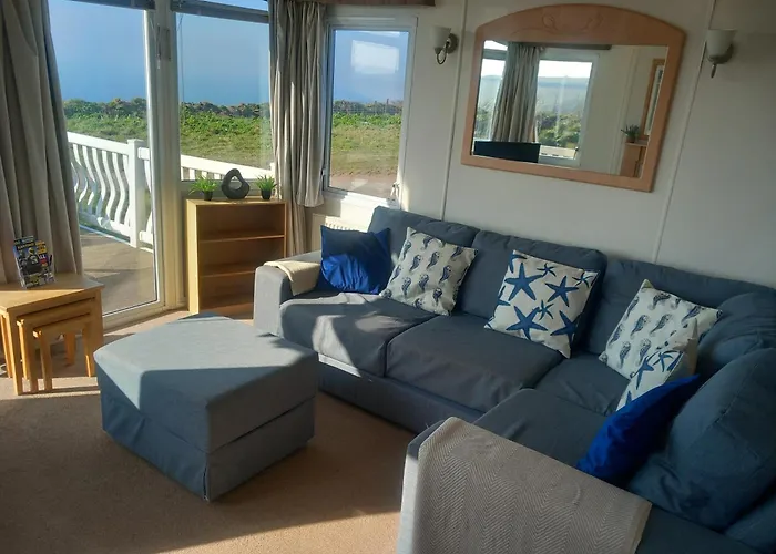 Bay View - Fantastic Views Of Whitsand Bay