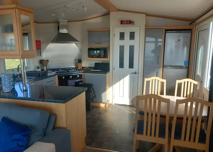 Bay View - Fantastic Views Of Whitsand Bay