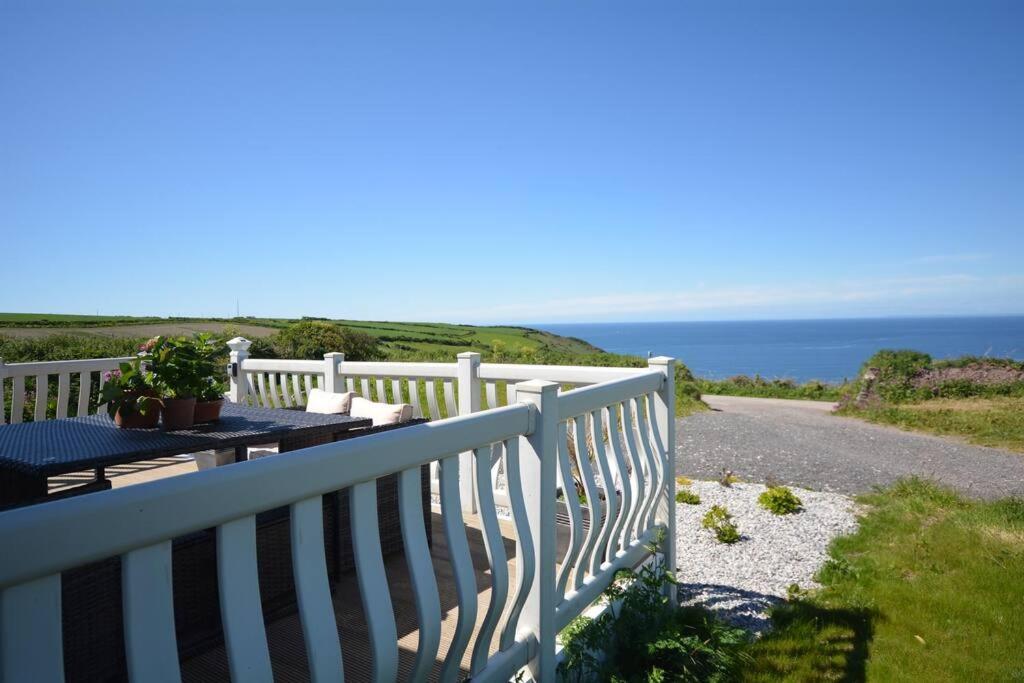 Bay View - Fantastic Views Of Whitsand Bay *
